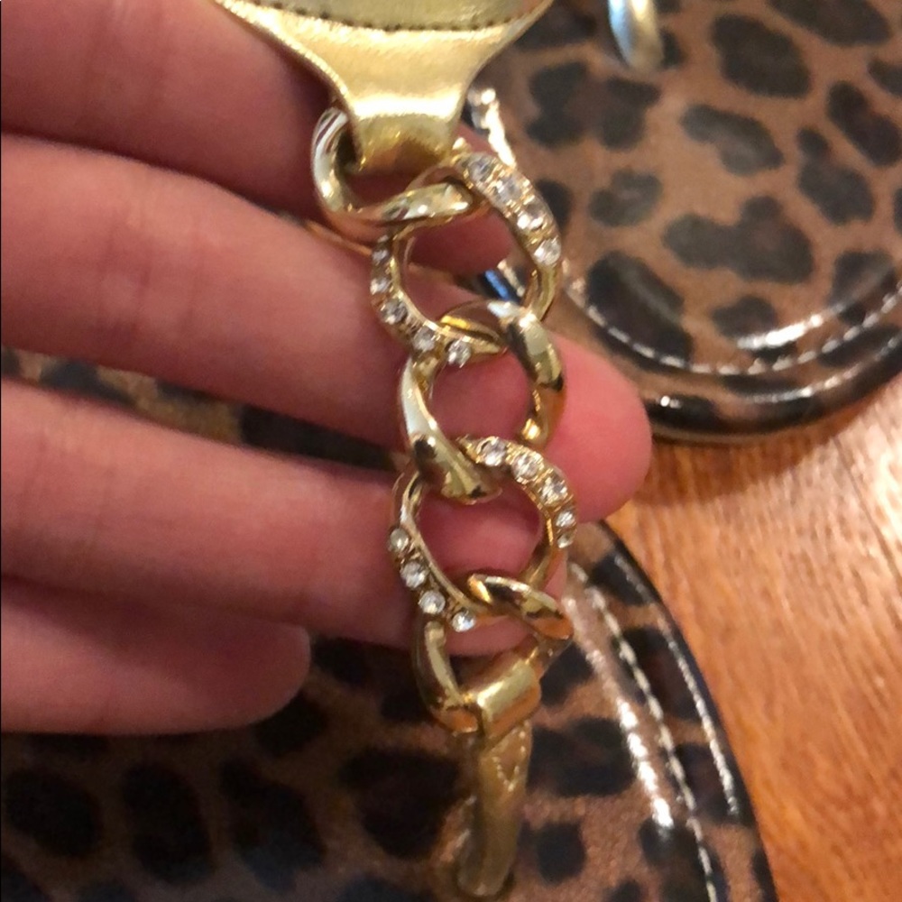 Sandals - Picture 2 of 3